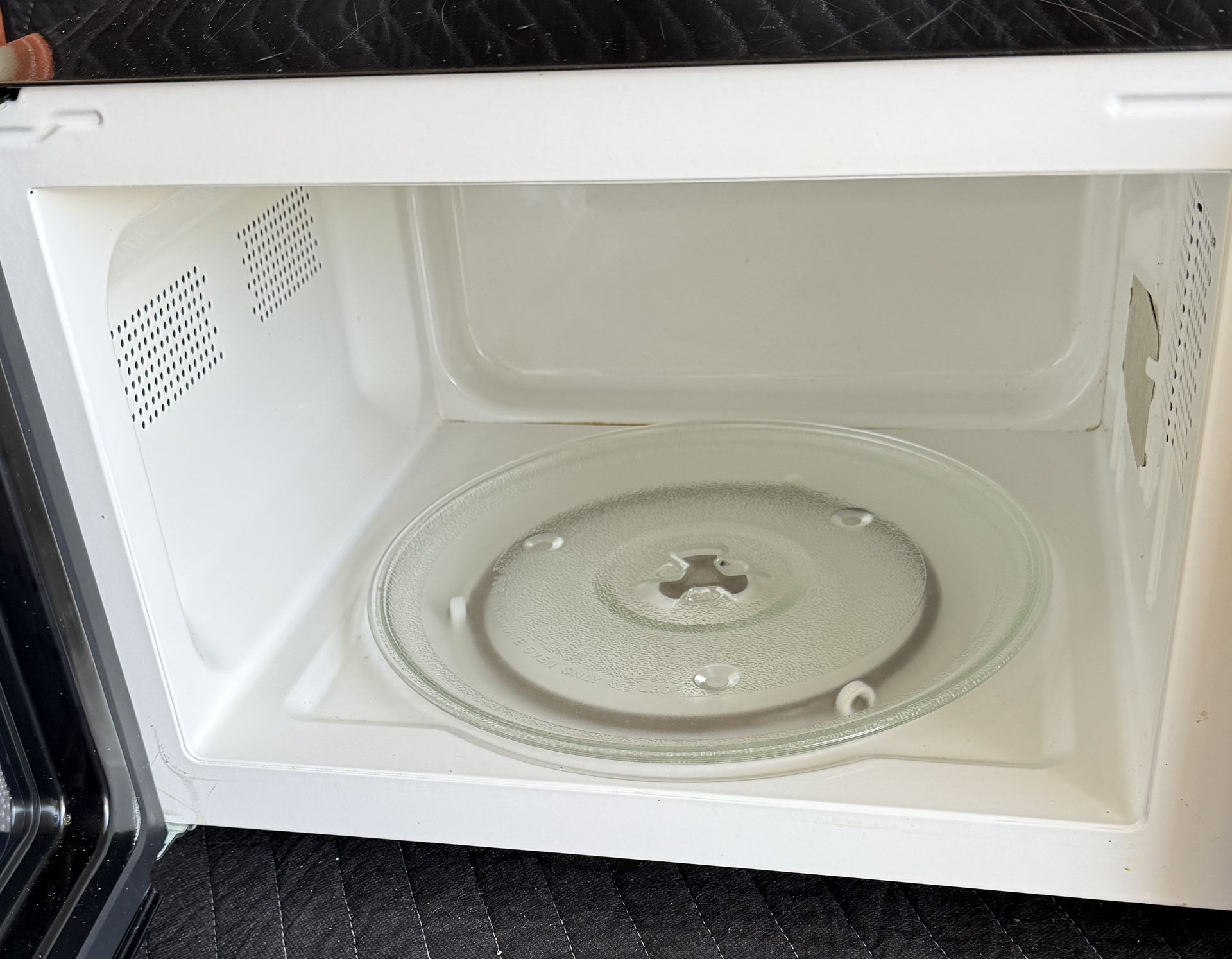 Hamilton Beach Microwave