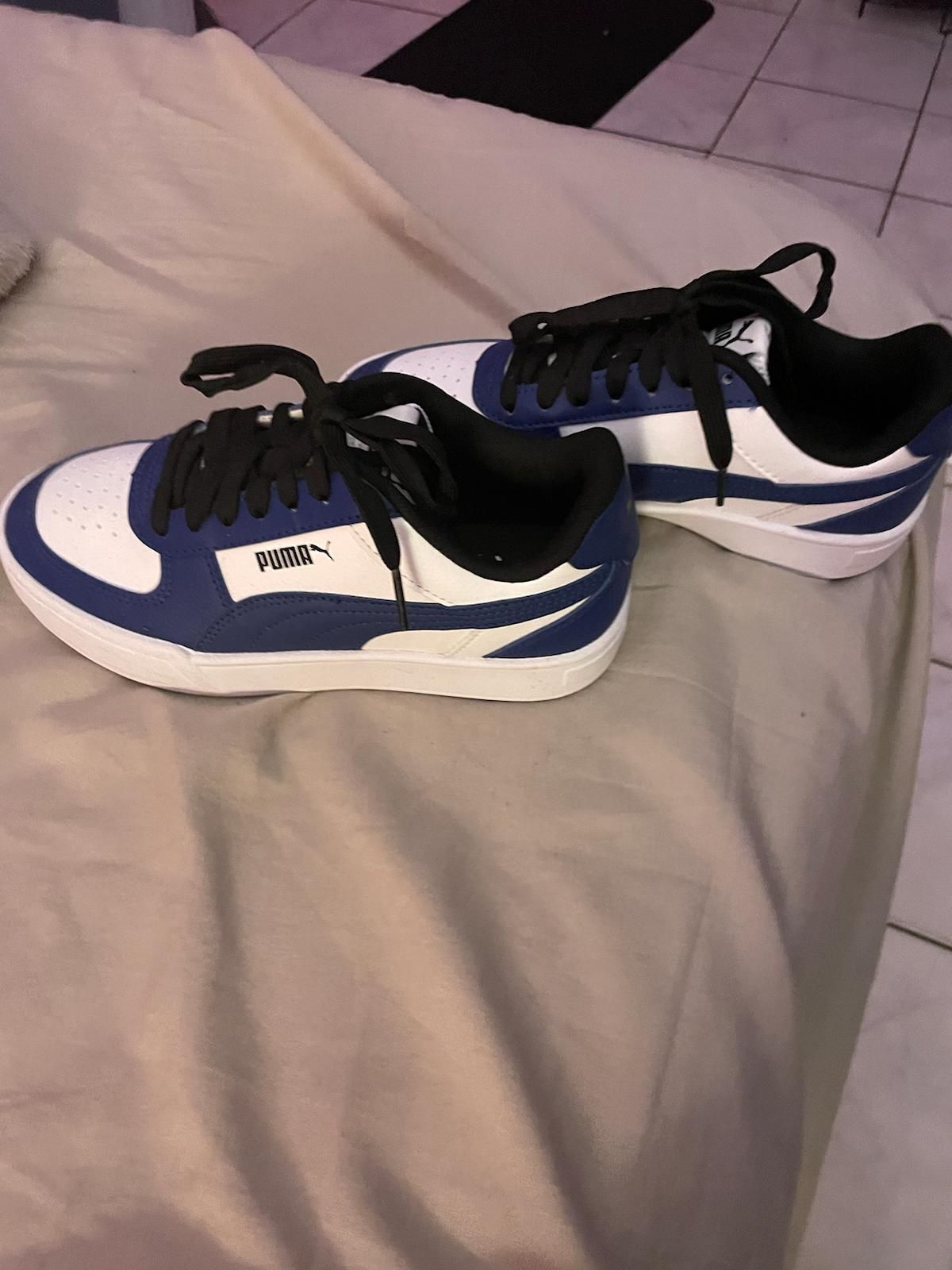 Se vende este tenis
