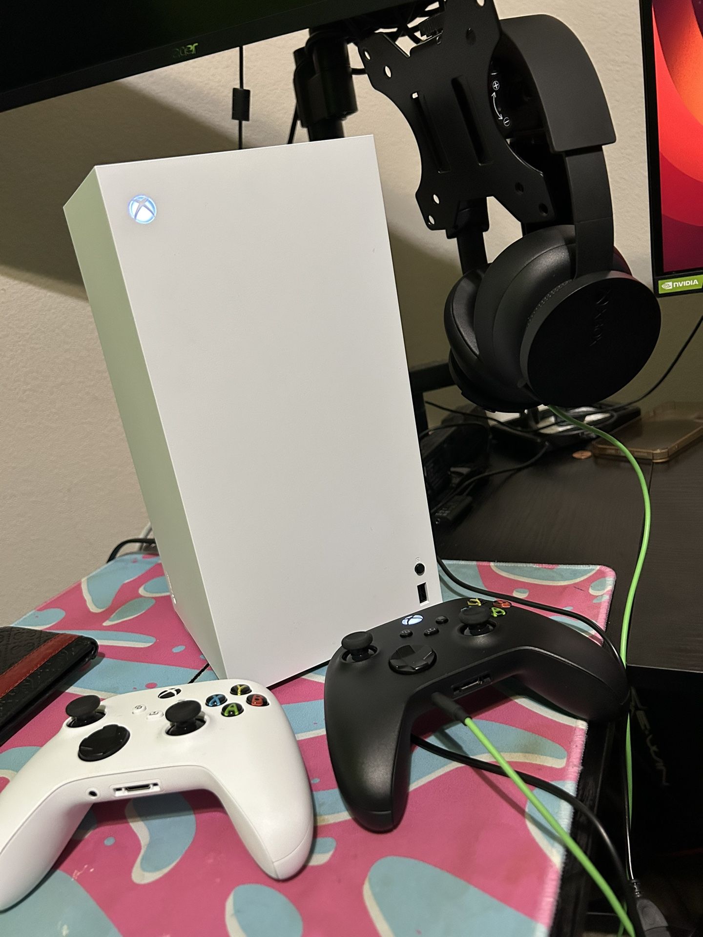 White Xbox Series X, 1 Controllers, 1TB