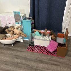 American Girl Dolls And Accessories 