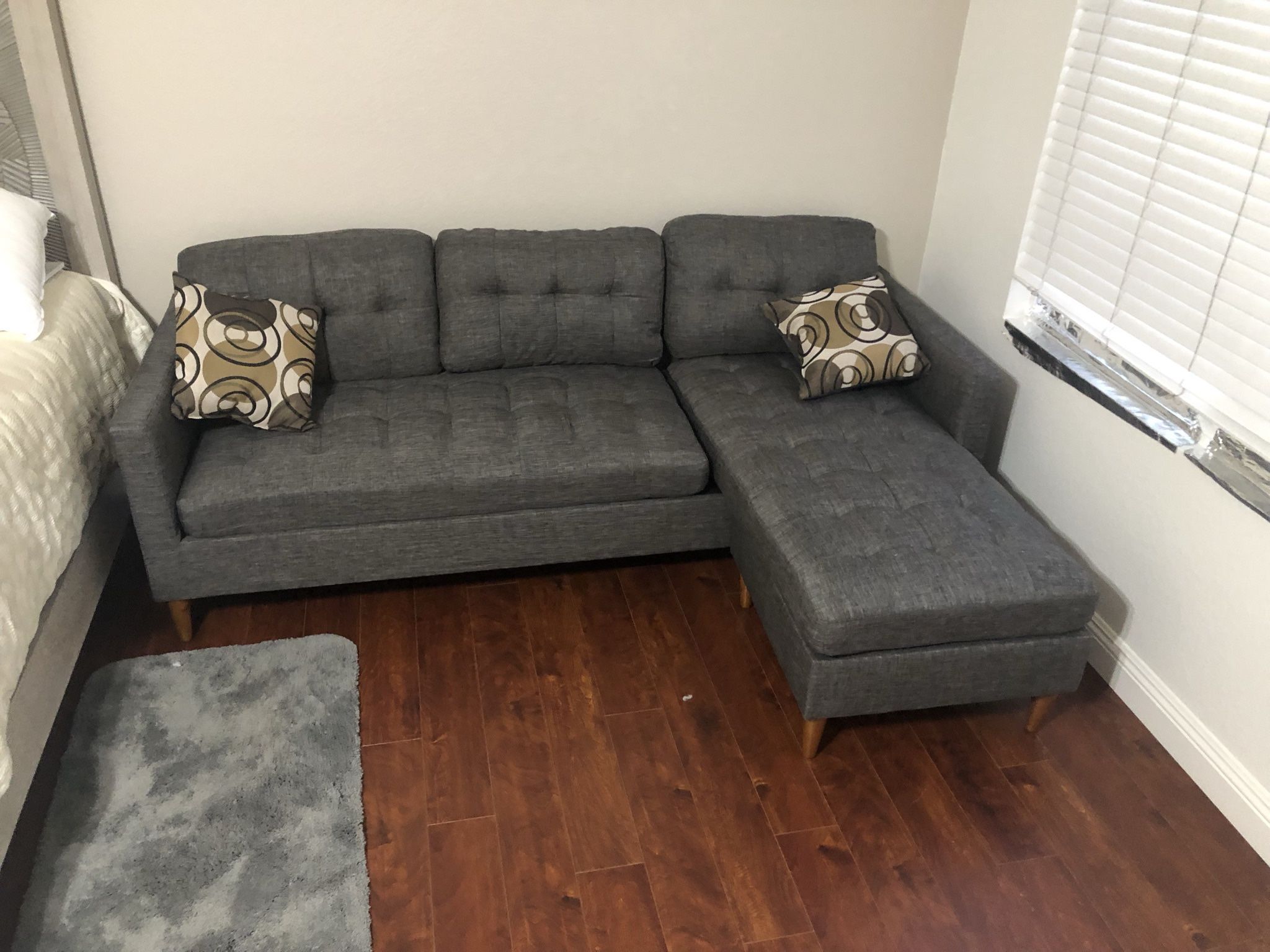 New Reversible Sectional. Grey. 86 X 59. Free Delivery!