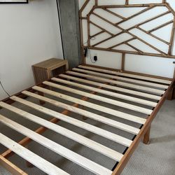 Wood Queen Bedframe