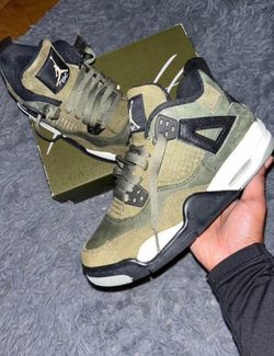 Jordan 4s