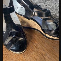 Ladies Shoes Size 8 , 8 1/ 2 , And 9