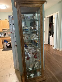  Lighted Cabinet – Glass Shelves & Mirror Back
