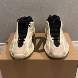 Yeezy 700 V3 ‘Azael’ 2023