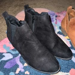 Women’s Boots Size 8 