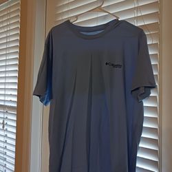 Columbia Men's Shirts L