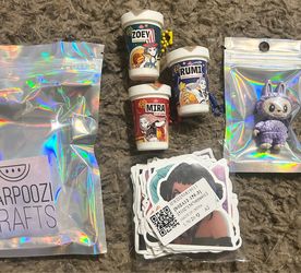 K-Pop Demon Hunters Huntrix Ramen Noodle Cups Fidget Clicker Keychains - Rumi, Mira, Zoey Flavors & Anime Stickers