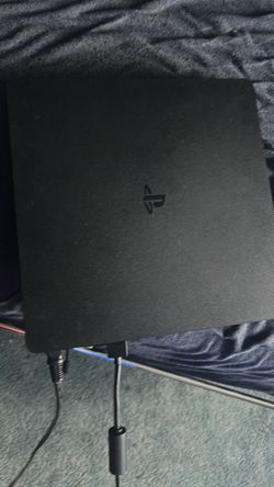 Ps4 with Controller