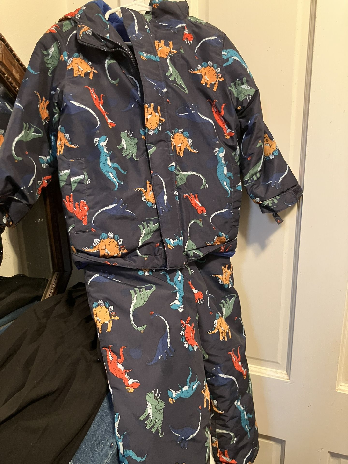 Toddler Size 4 Suit Warm Cozy Dinosaur Winter Snow Pants And Coat Jacket Easy pick up Just off Chapman Ave in Orange