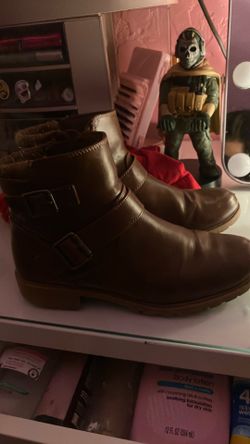 Kid boots