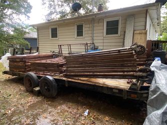 Scaffolding with bracing