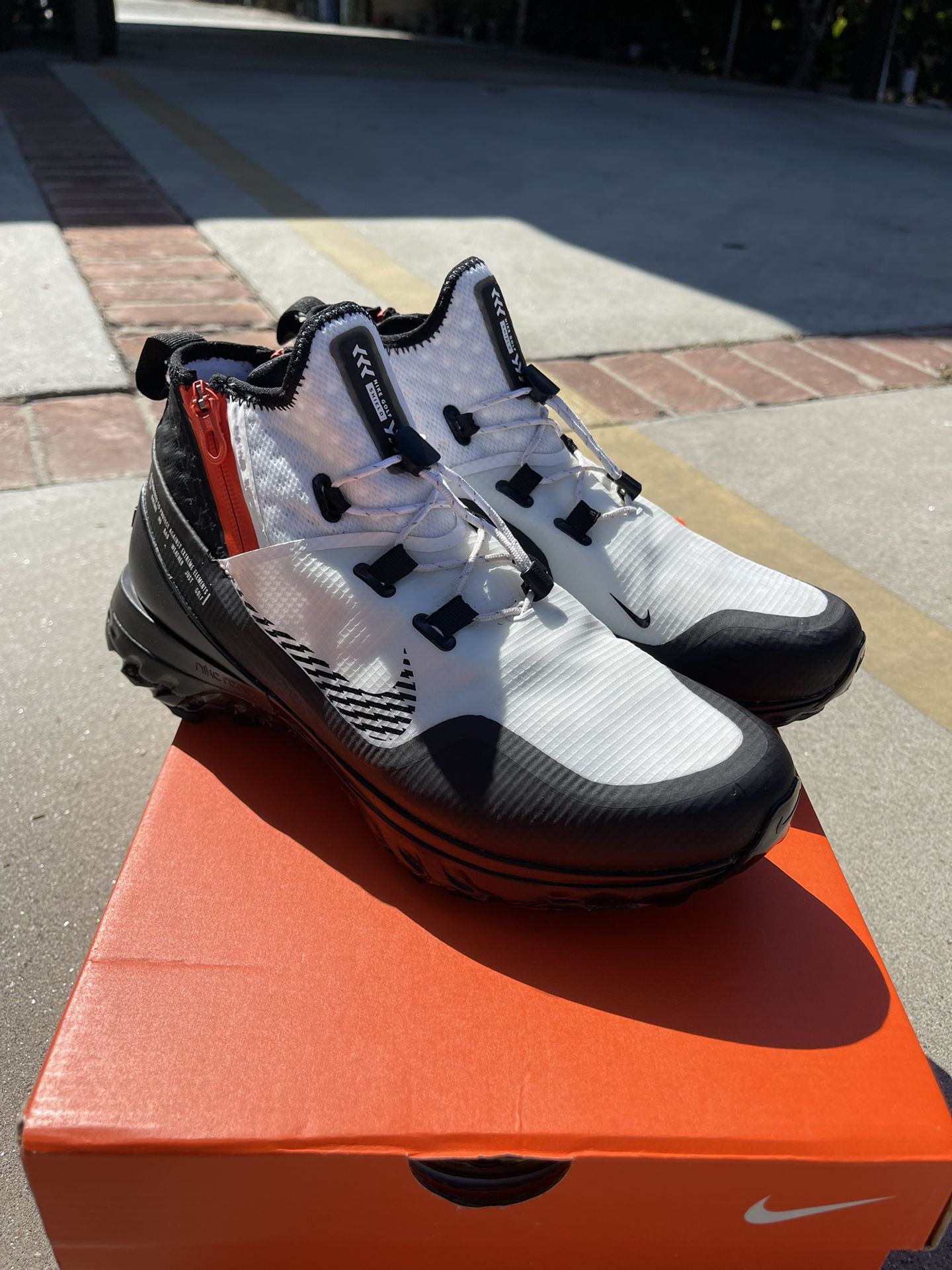 Nike Air Zoom Infinity Tour Shield Golf Shoes Sz8 for Sale in Los Angeles,  CA - OfferUp