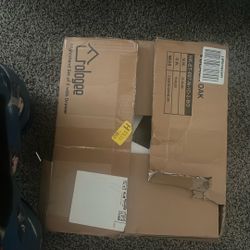 2 Night Stands One I Already Built The Other I Got To Lazy And Never Built It So It’s Still Boxed lol Both Have All Parts Needed 