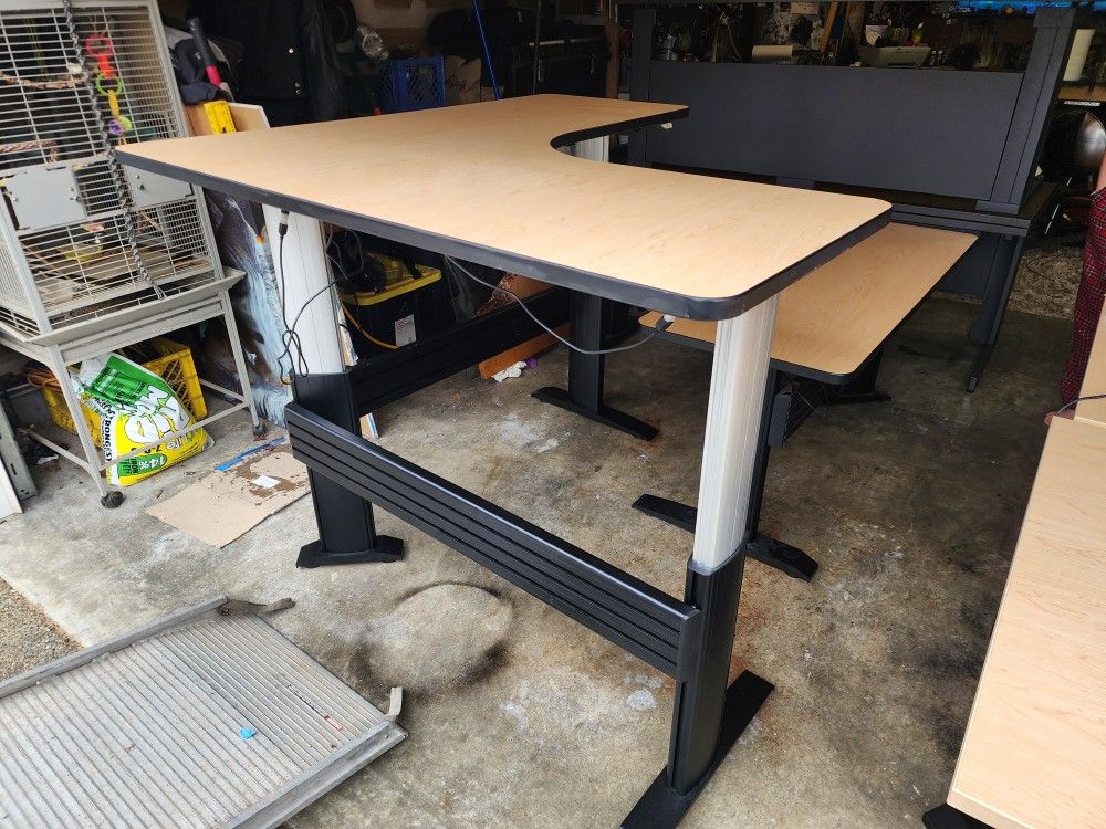 Up Down Stand Up And Standard Desks
