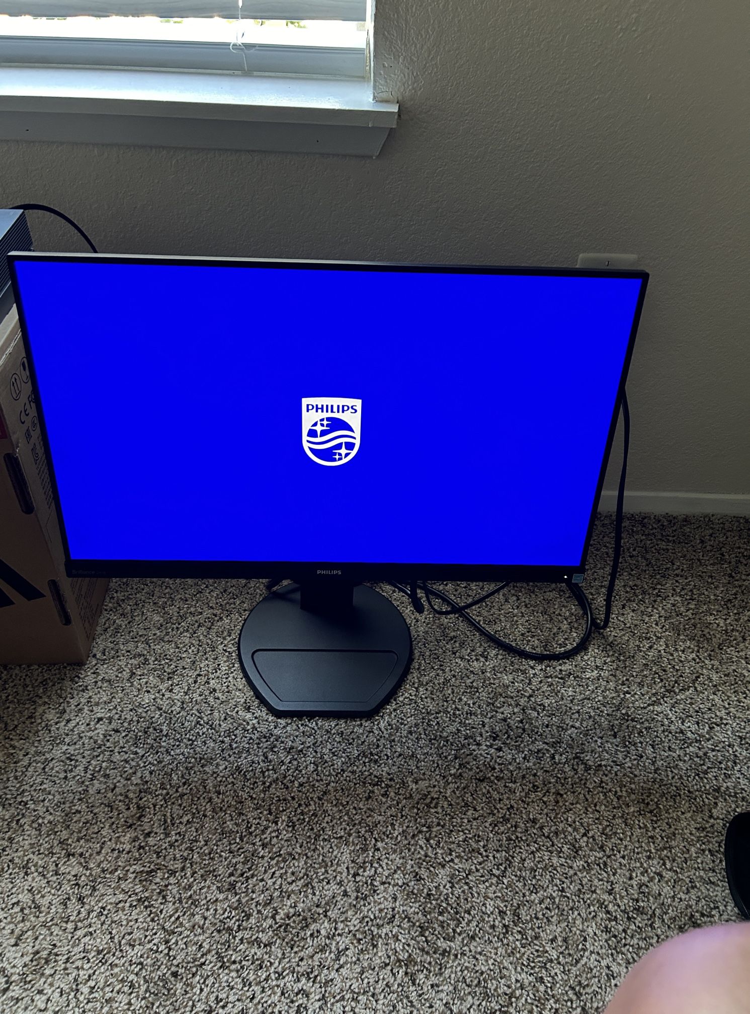 Monitor with internal audio