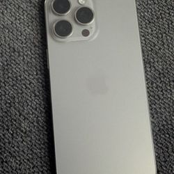 iPhone 15 Pro Max