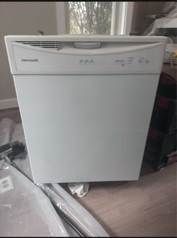 FRIGIDAIRE DISHWASHER