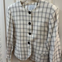 Beautiful White And Black Jacket Size 8 By HBS Ltd