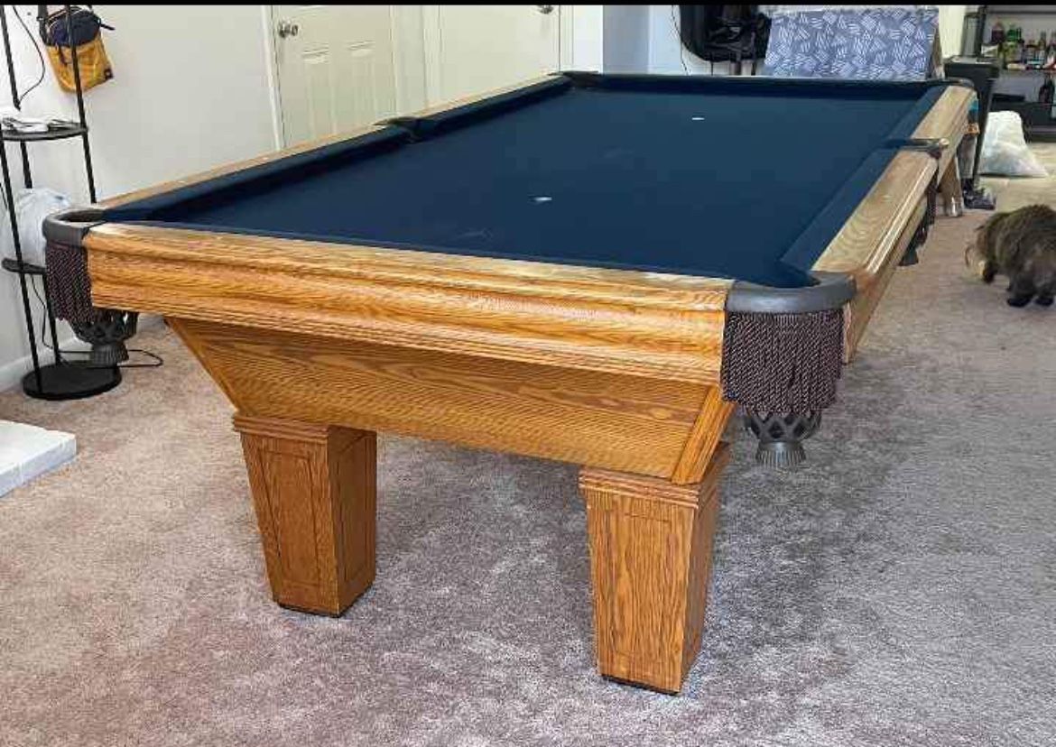 Like New Pool Table Can Deliver Install 