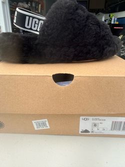 Uggs Slides