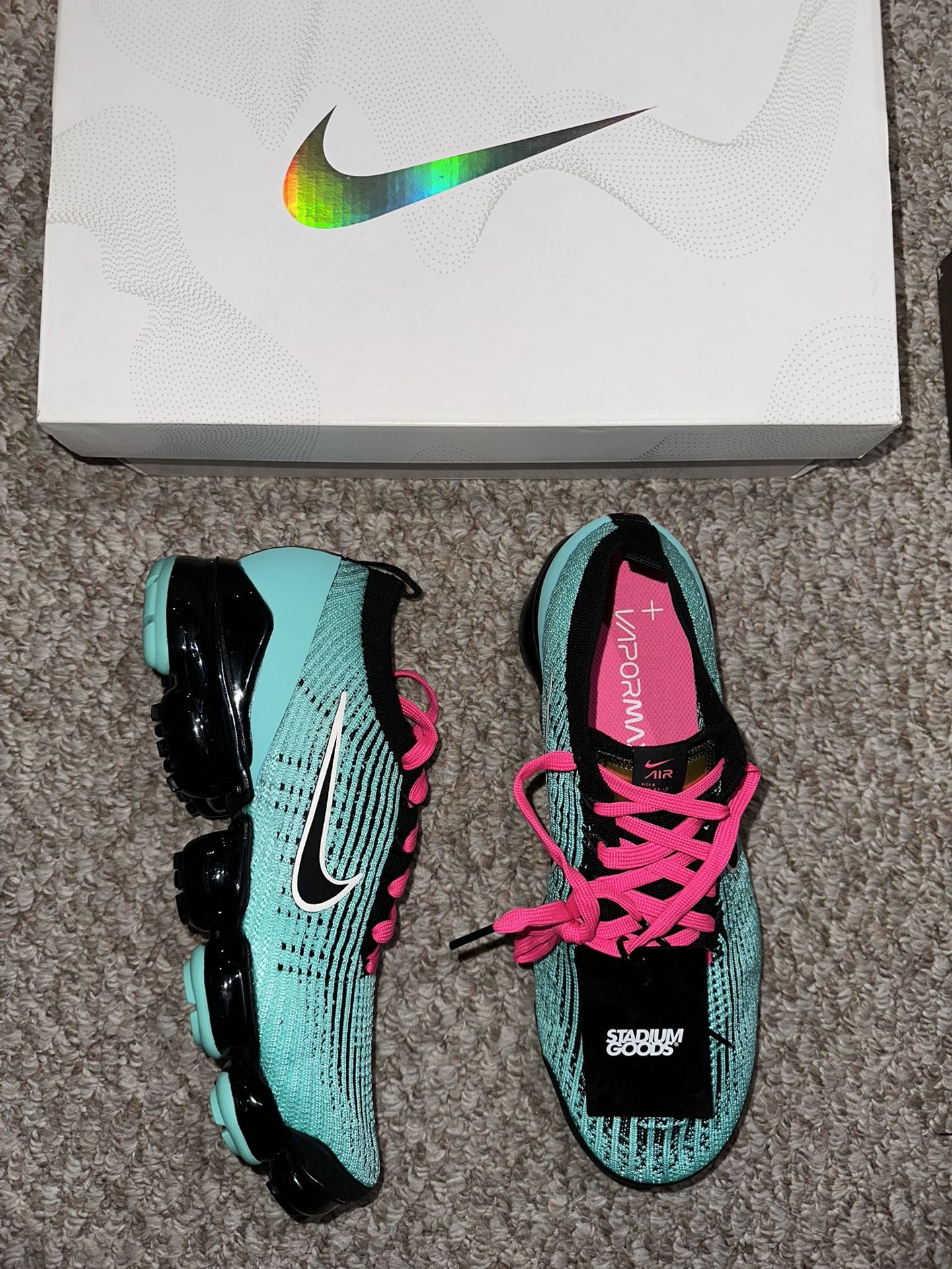 Nike Air Vapormax Flyknit 3 Og “SouthBeach” size 10 (New/DS) ❤️🔥