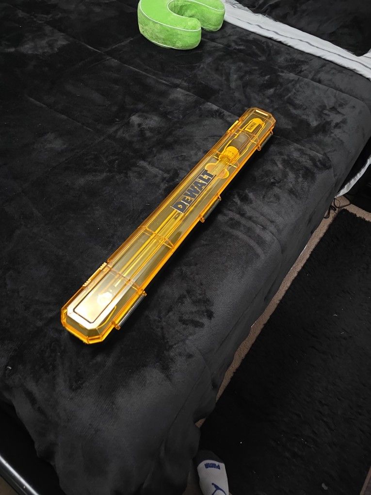 Dewalt Torque Wrench 1/2" Drive