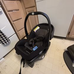 Snugride Infant Car seat 