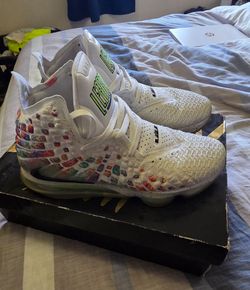 Nike Lebrons Mens XVII size 12. White/Black/multi color