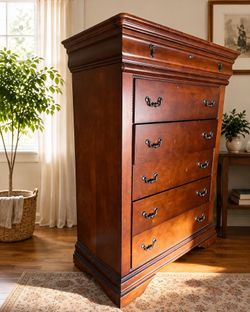 Traditional Cherry Wood Highboy Chest of Drawers