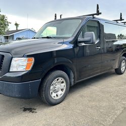 2018 NISSAN NV 2500 HD