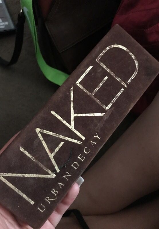 Urban Decay Naked Eyeshadow Pallet