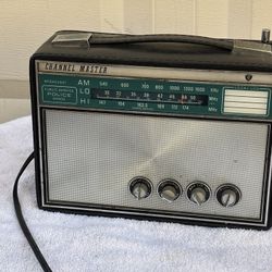 Antique Channel Master Radio 