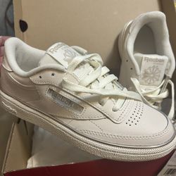 Reebok Shoes $35