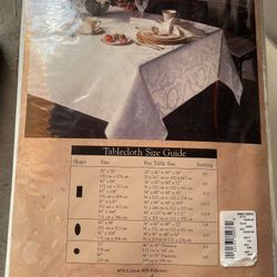 Demask 60x84 Oblong Table Cloth/ivory BRAND NEW!
