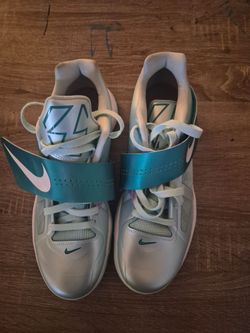 Kd 4 Easter 2025 size 10 no box