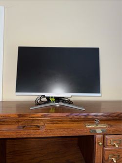 Acer Aspire C24-865 series 21" Intel Core  8th Gen  All in One-Silver Monitor