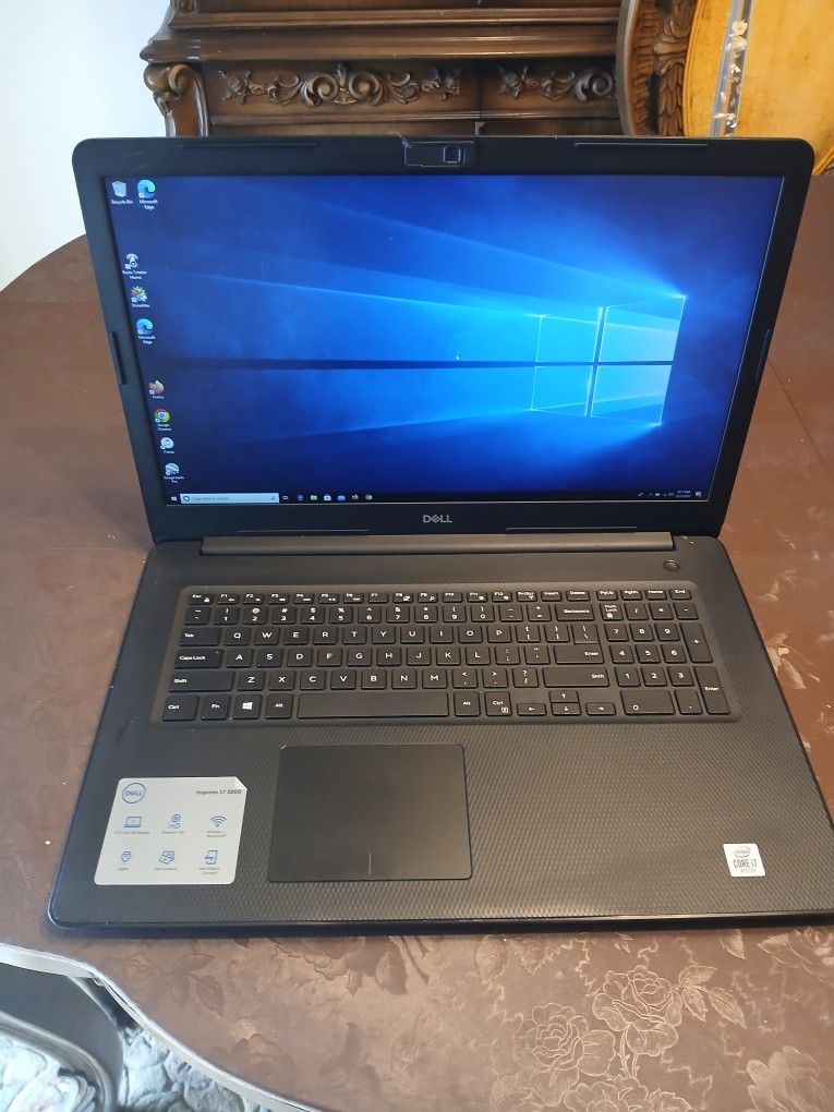 Dell Inspiron I7 Processor 1.5 Ghz 17.2 " 8 Core 16 Gb Ram 1trb Ssd Windows 10 Office 10 Very Clean With Charger 