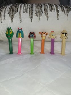 Pez DISPENSER