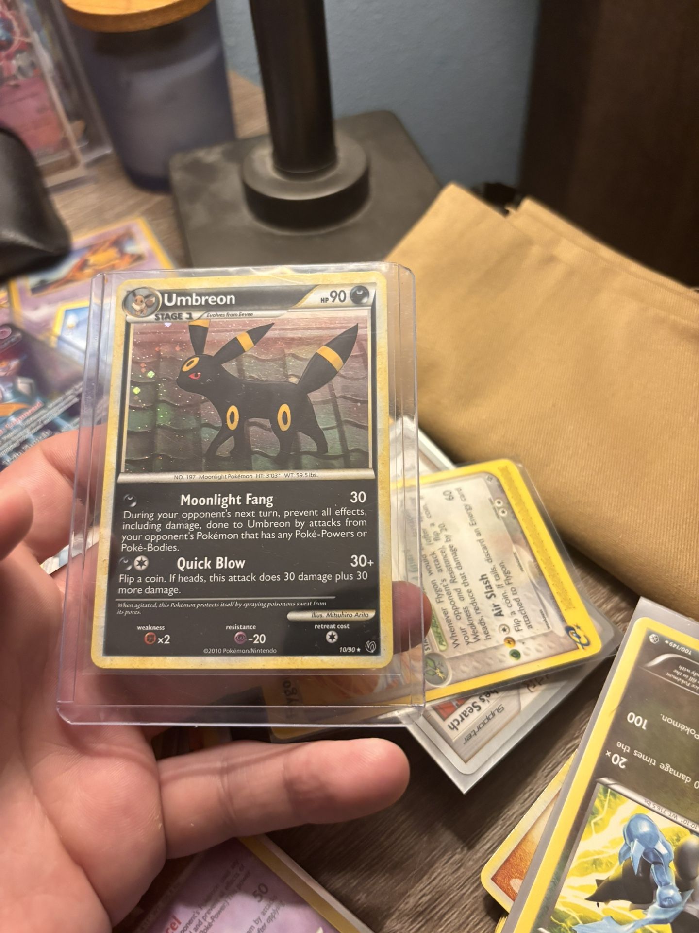 UMBREON 10/90 MINT 