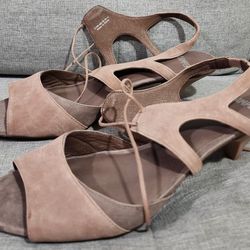 Camper kitten heel sandals
