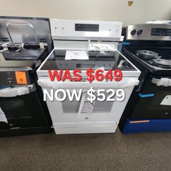 GE Energy Star 30" FREE Standing Electric Range 