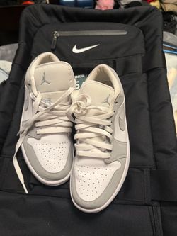 Nike low tops