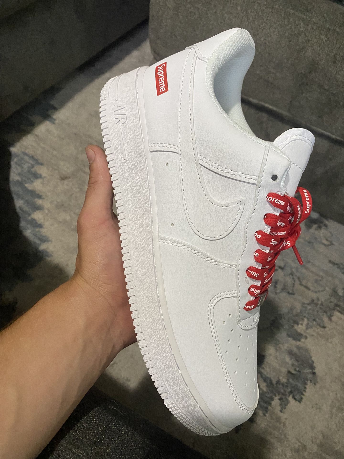 Nike Air Force 1 Low Supreme White Size 10 Men