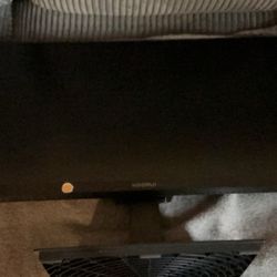 19in HD (1440 900) Monitor,60HZ Refresh Rate,HDIM 1,Small Thin Monitor For Laptops,Comuputers And Desktop,LED Display,VGA/HDMI Connections VESA.75 75m