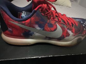 Kobe X USA shoe size 10.5