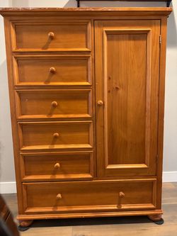 Armoire
