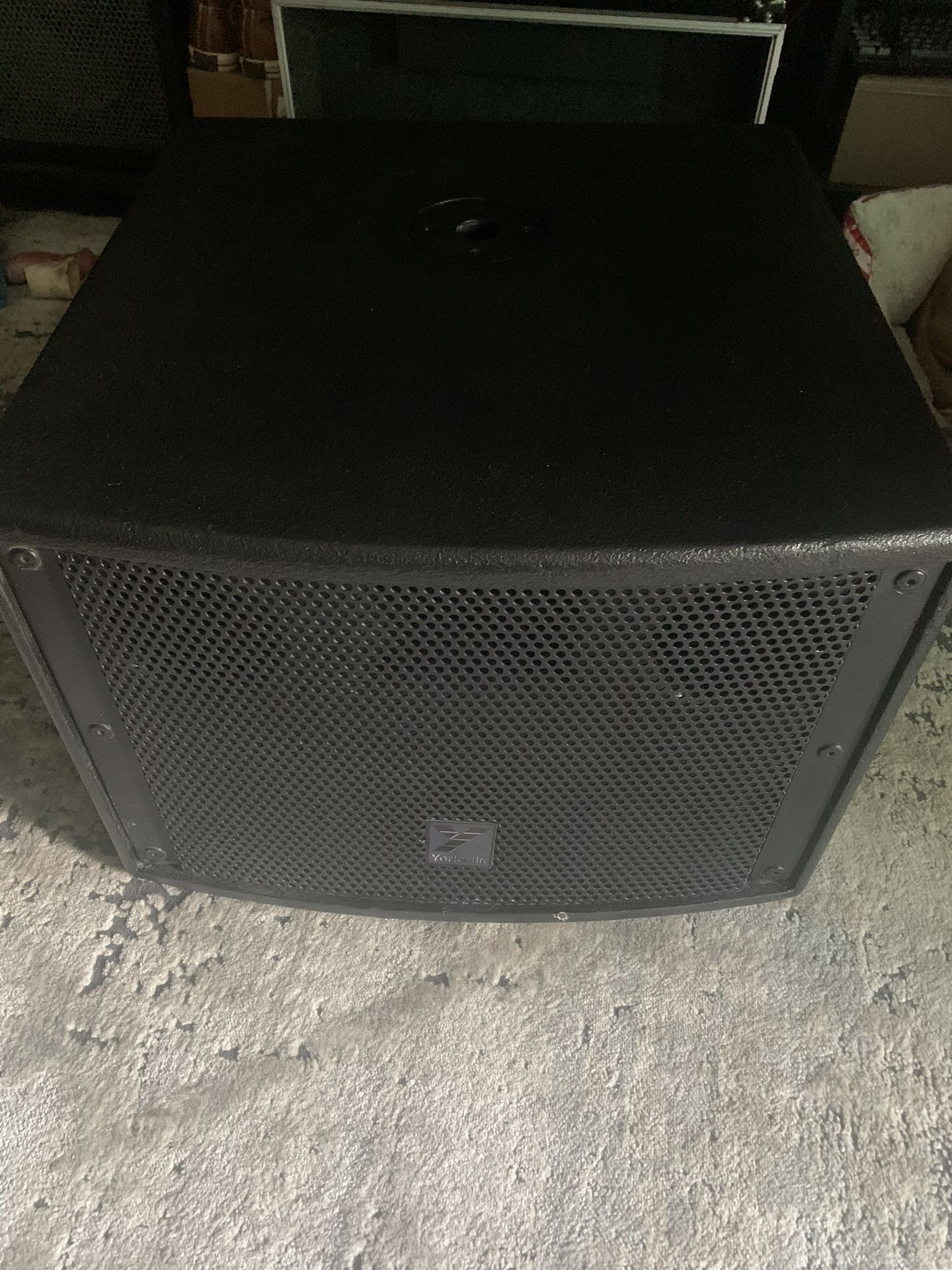 Yorkville LS700P DJ Subwoofer With Cover Sounds Better Than Some 18 Inch Subwoofers