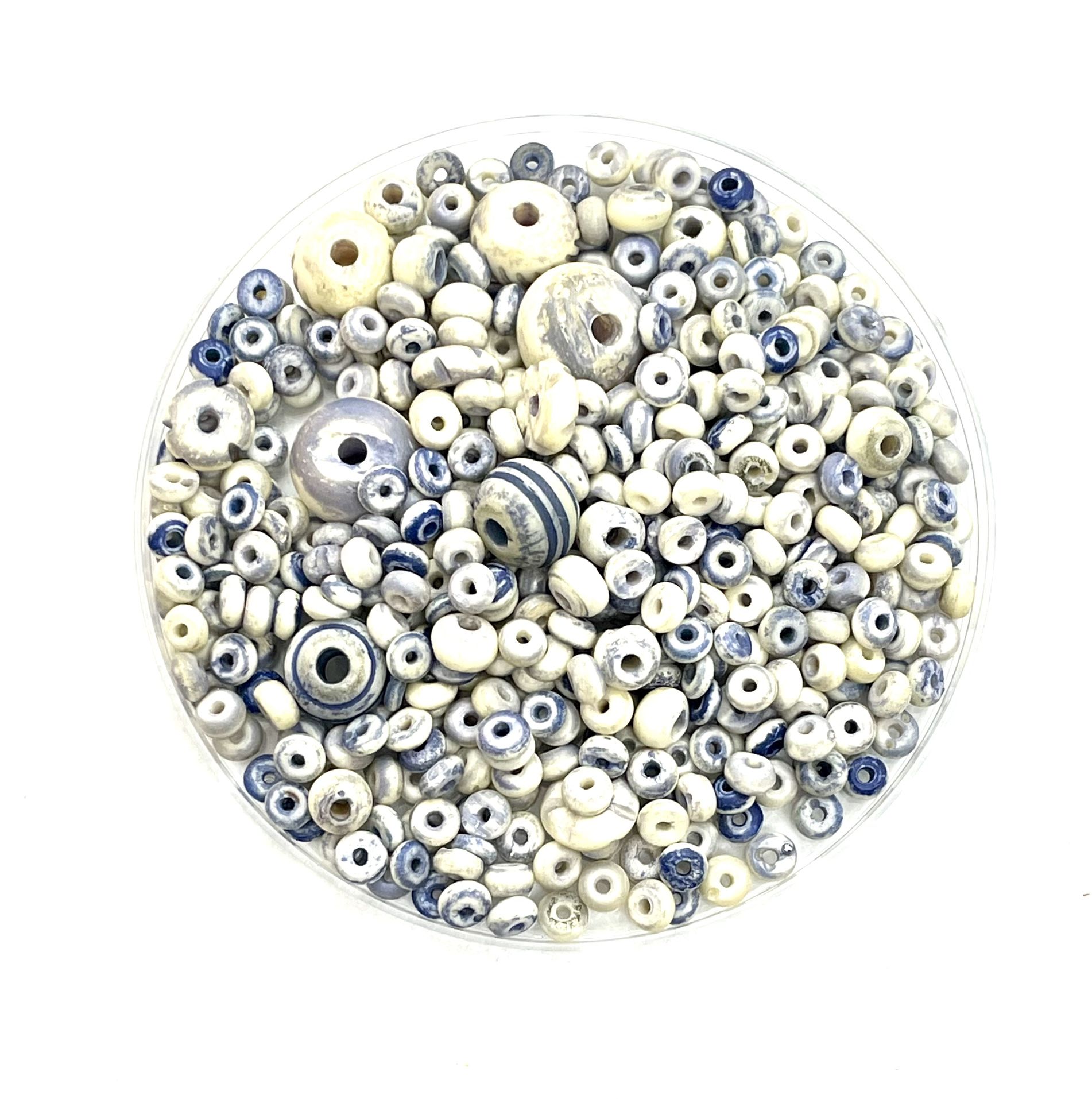 Lot Of 462 Dyed Bone Beads